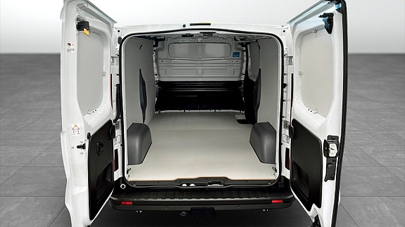 Renault Trafic 10 of 25