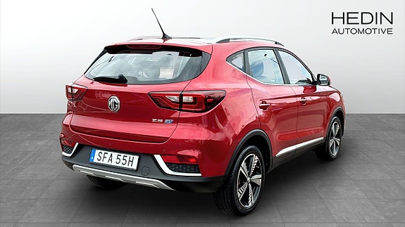 MG ZS EV 2 of 9
