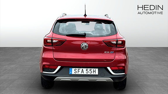 MG ZS EV 7 of 9