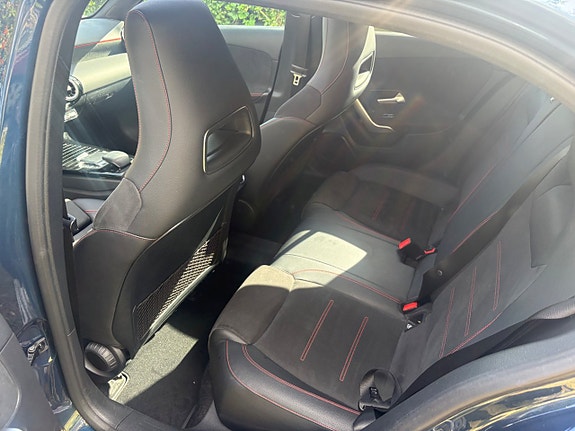 Mercedes-Benz A200 6 of 15