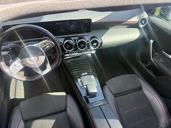 Mercedes-Benz A200 3 of 15