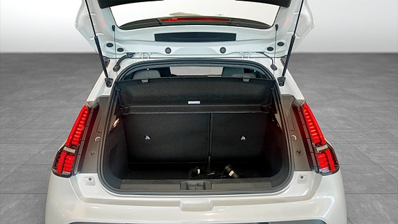 Renault 5 E-Tech 12 of 18