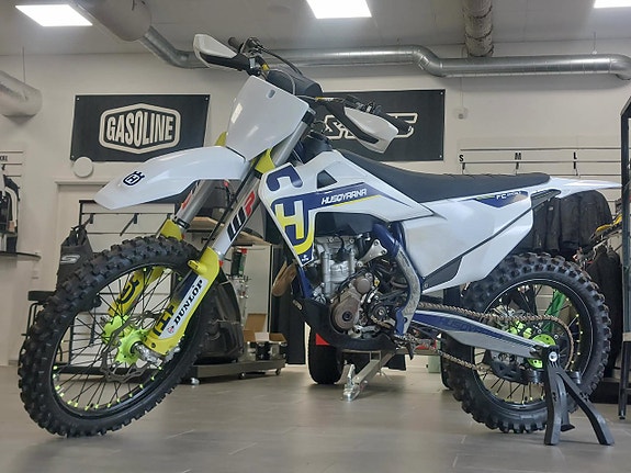 Husqvarna FC250 2 of 7