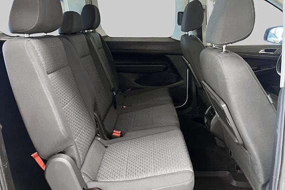 Ford Transit Connect 5 of 7