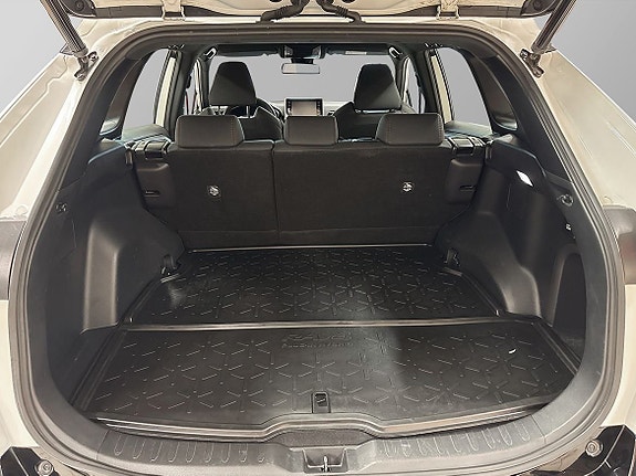 Toyota RAV4 11 of 15