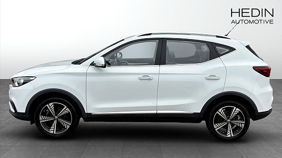 MG ZS EV 6 of 9