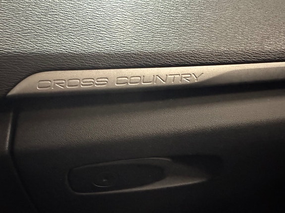Volvo V40 Cross Country 15 of 15