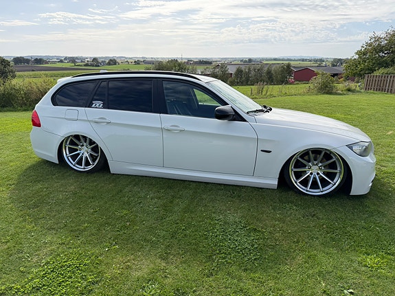 BMW 320d 5 of 6