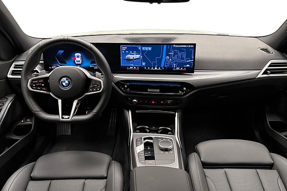 BMW 330e 10 of 14