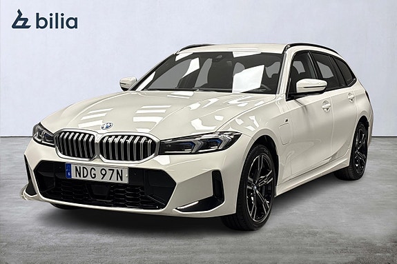 BMW 330e 6 of 14