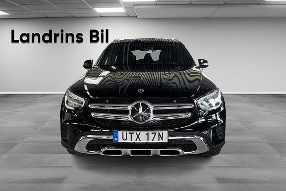 Mercedes-Benz GLC200 d 2 of 22