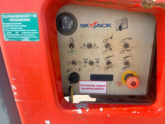 SkyJack SJ 45 T 8 of 12