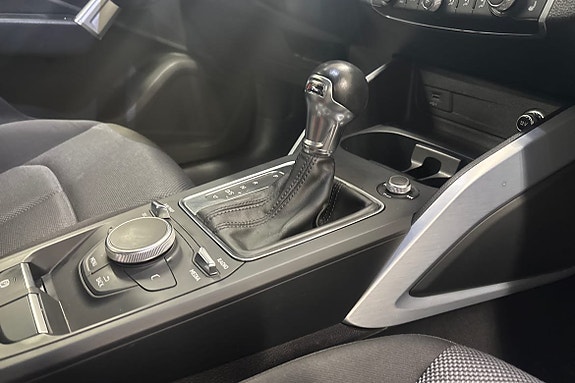 Audi Q2 15 of 18