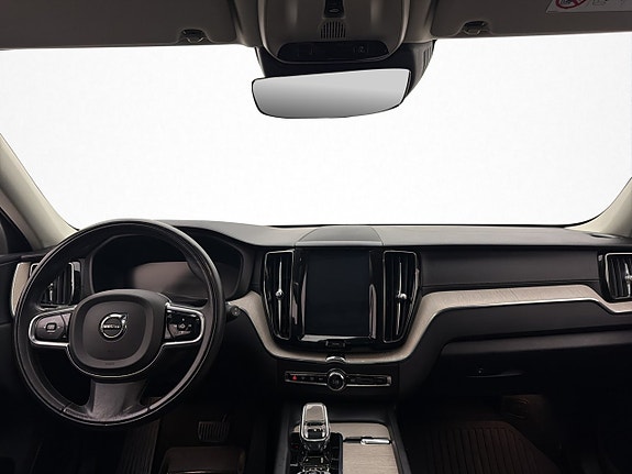 Volvo XC60 15 of 29