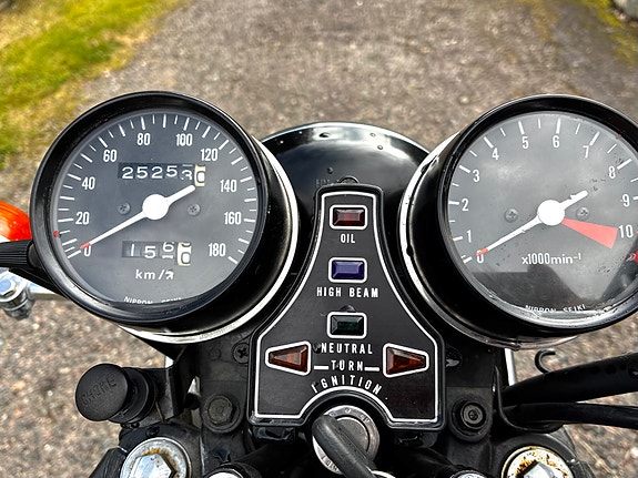 Honda CM400T 4 of 4