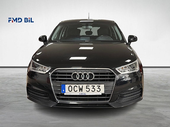 Audi A1 3 of 26