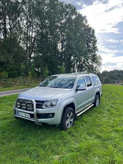 Volkswagen Amarok 2 of 9