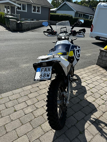 Husqvarna HUSQVARNA 701ENDURO LR 4 of 6