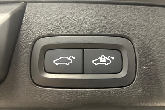 Volvo XC60 19 of 24