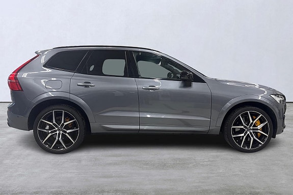Volvo XC60 3 of 24