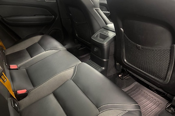 Volvo XC60 11 of 24