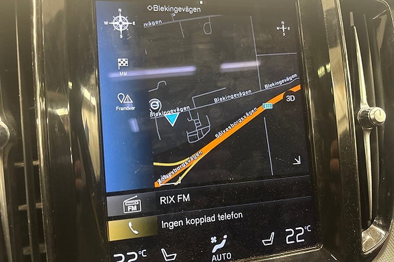 Volvo XC60 17 of 24
