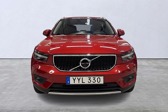 Volvo XC40 7 of 23