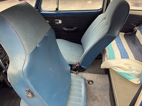 Volkswagen 1300 19 of 21