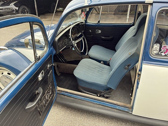 Volkswagen 1300 12 of 21
