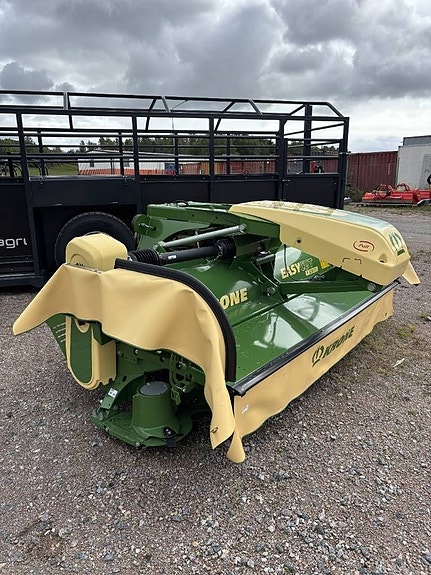 Krone Easy  Cut F 320 3 of 7