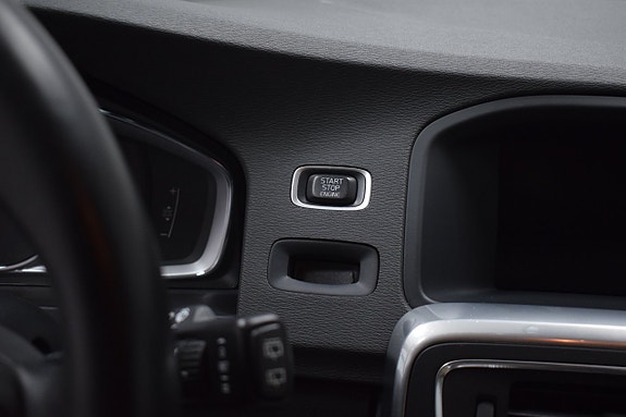Volvo V60 Cross Country 21 of 29