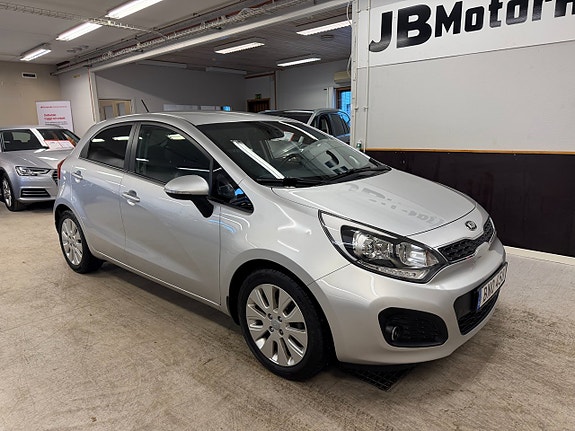 Kia Rio 2 of 12