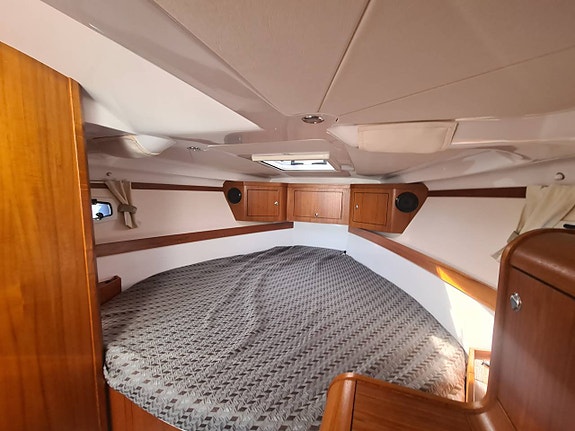 Aquador 28 HT  Mercruiser/ Mercury V6 3.0 2022 9 of 12