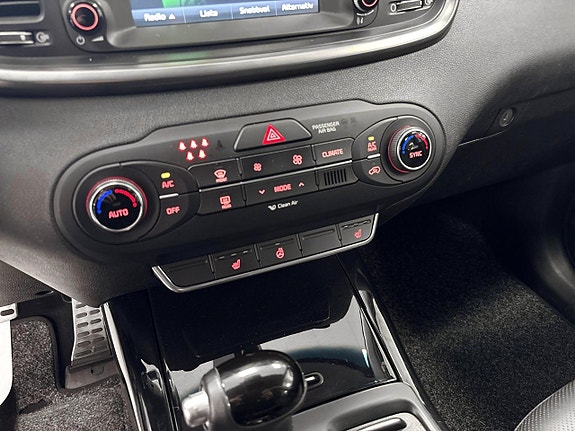 Kia Sorento 13 of 16