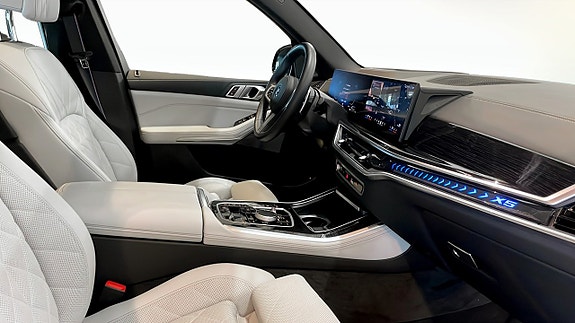 BMW X5 3 of 12