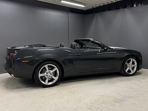 Chevrolet Camaro 6 of 17