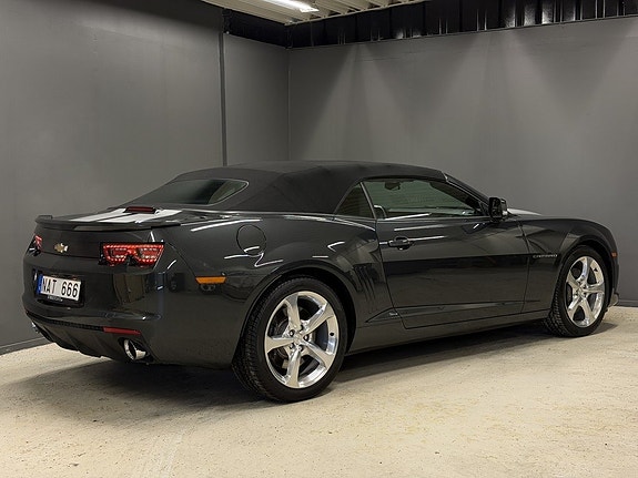 Chevrolet Camaro 8 of 17