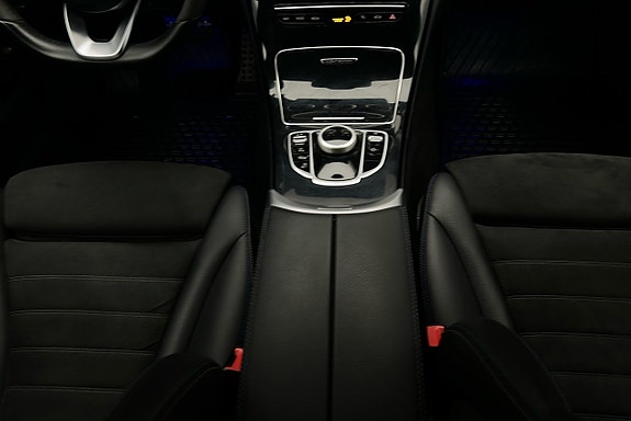 Mercedes-Benz C300 e 9 of 27