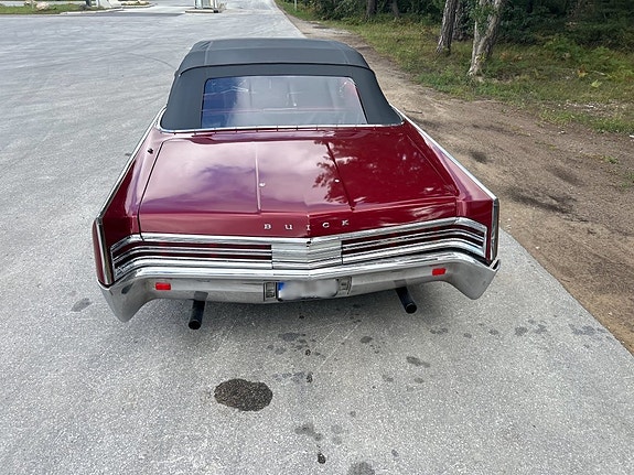 Buick Electra 225 4 of 22
