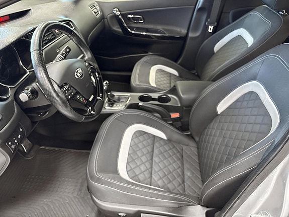 Kia Ceed 8 of 16