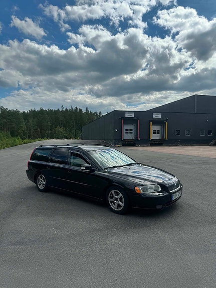 Volvo V70 6 of 9