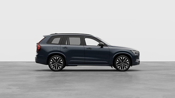 Volvo XC90 20 of 30
