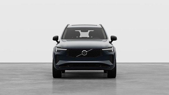 Volvo XC90 16 of 30