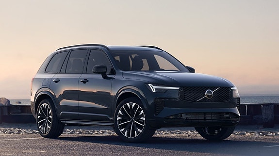 Volvo XC90 13 of 30