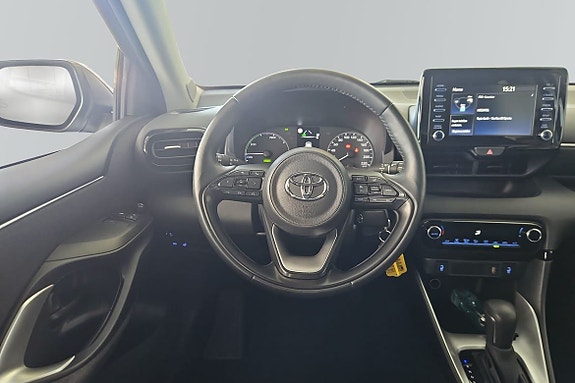 Toyota Yaris 9 of 16