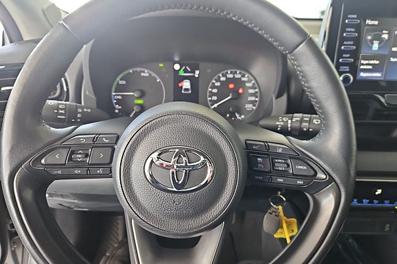 Toyota Yaris 15 of 16