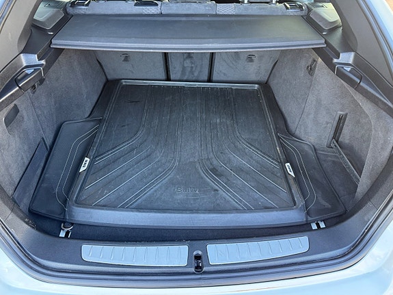BMW 320d 24 of 25