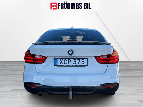 BMW 320d 8 of 25
