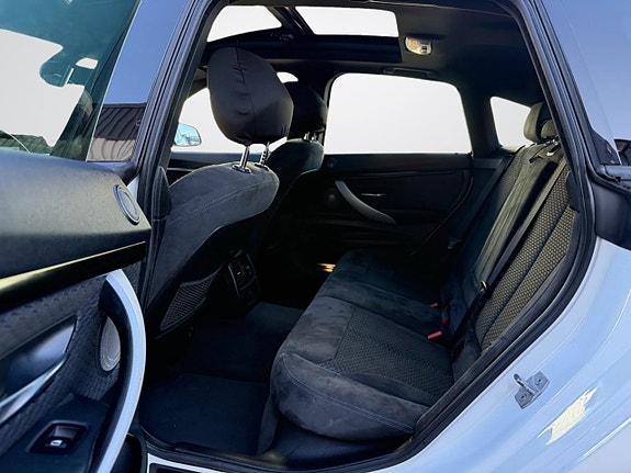 BMW 320d 23 of 25