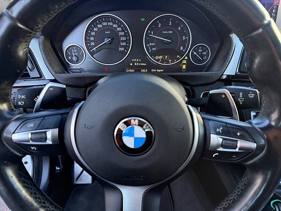 BMW 320d 14 of 25